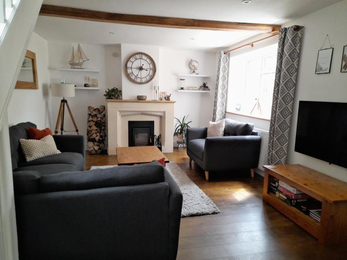 Converted Barn In Бат Екстер'єр фото